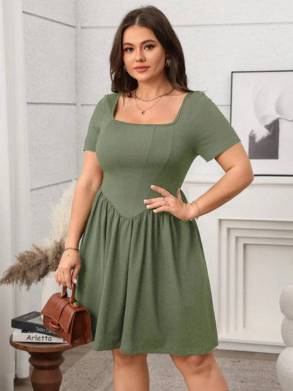Plus Size Square Neck Short Sleeve Mini Dress