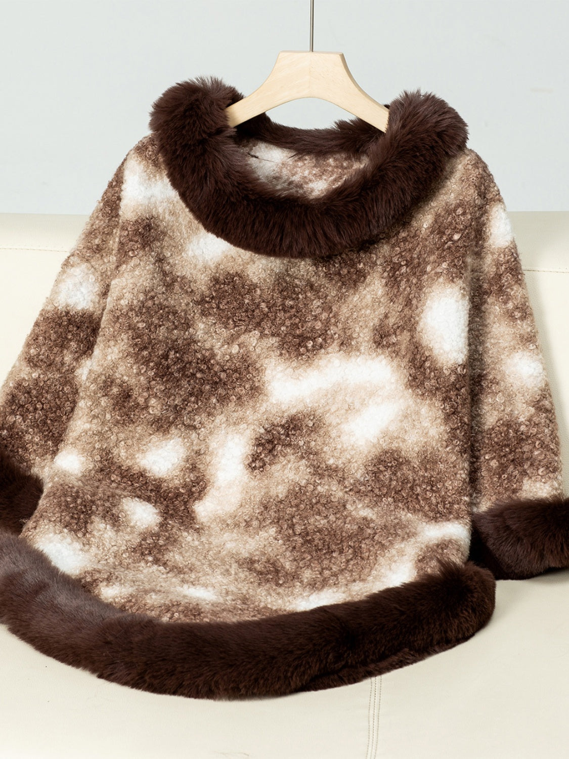 Furry Contrast Three-Quarter Poncho Chocolate One Size