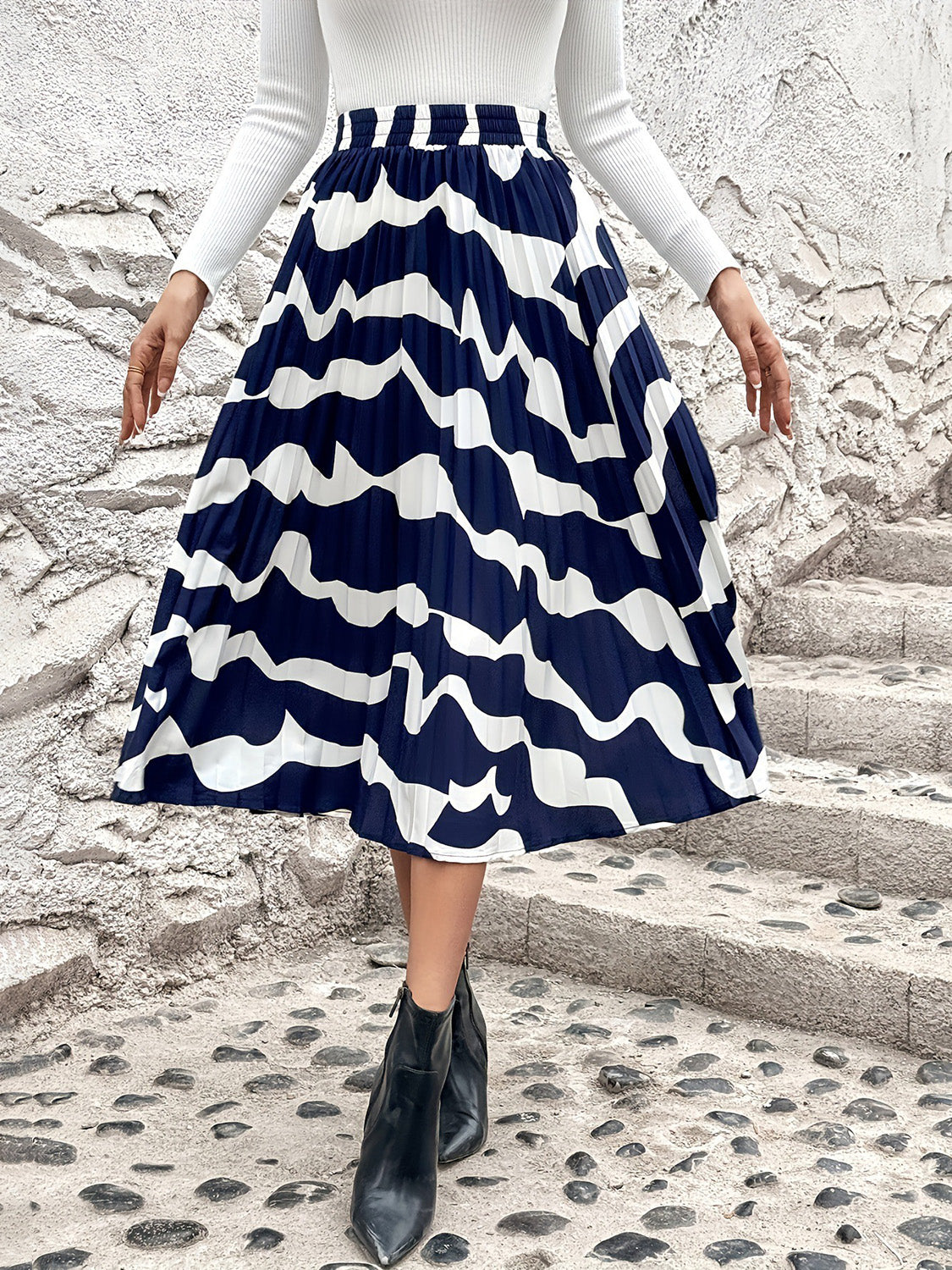 Pleated Printed Elastic Waist Skirt Dark Blue