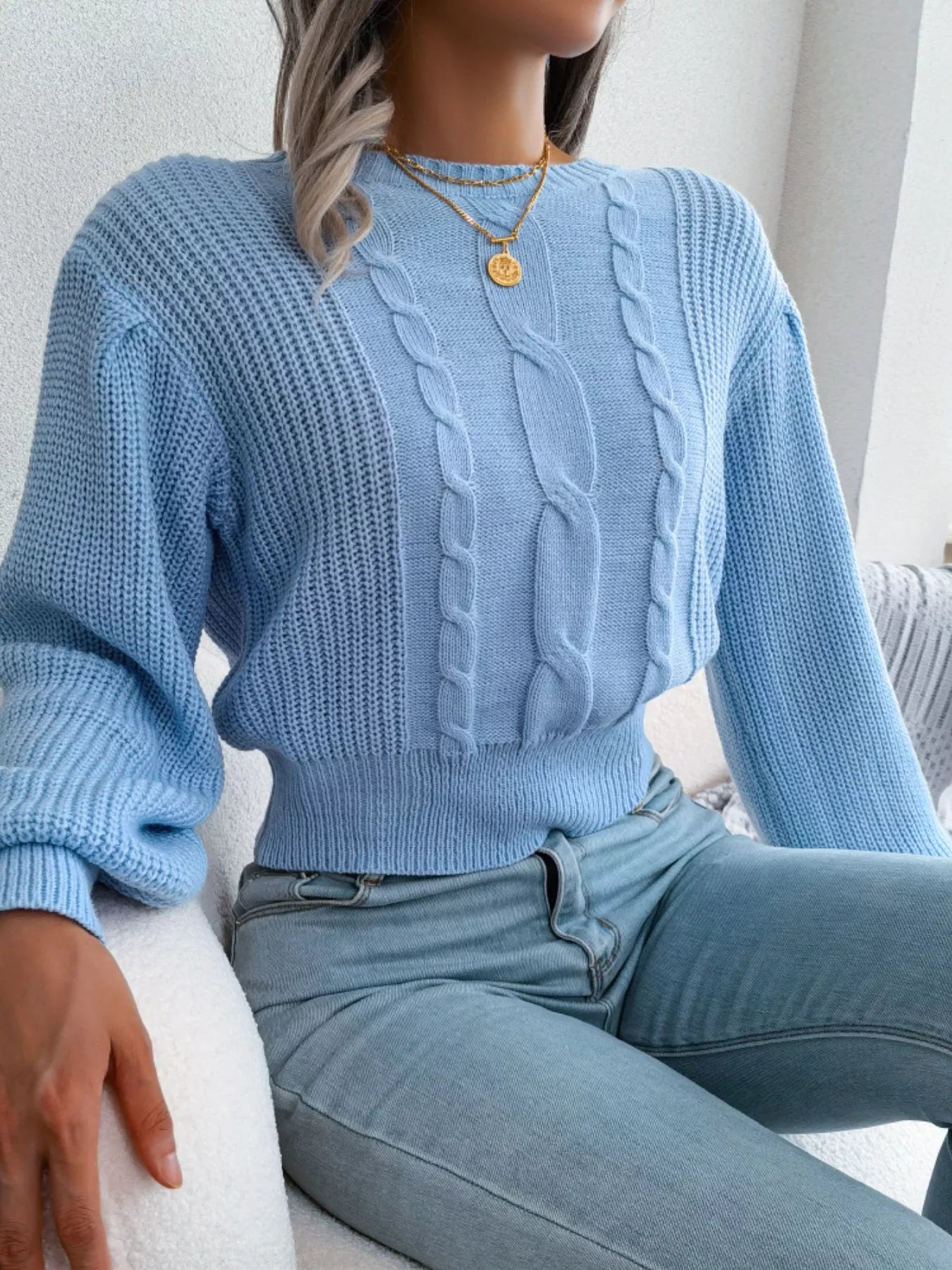 Cable Knit Round Neck Cropped Sweater
