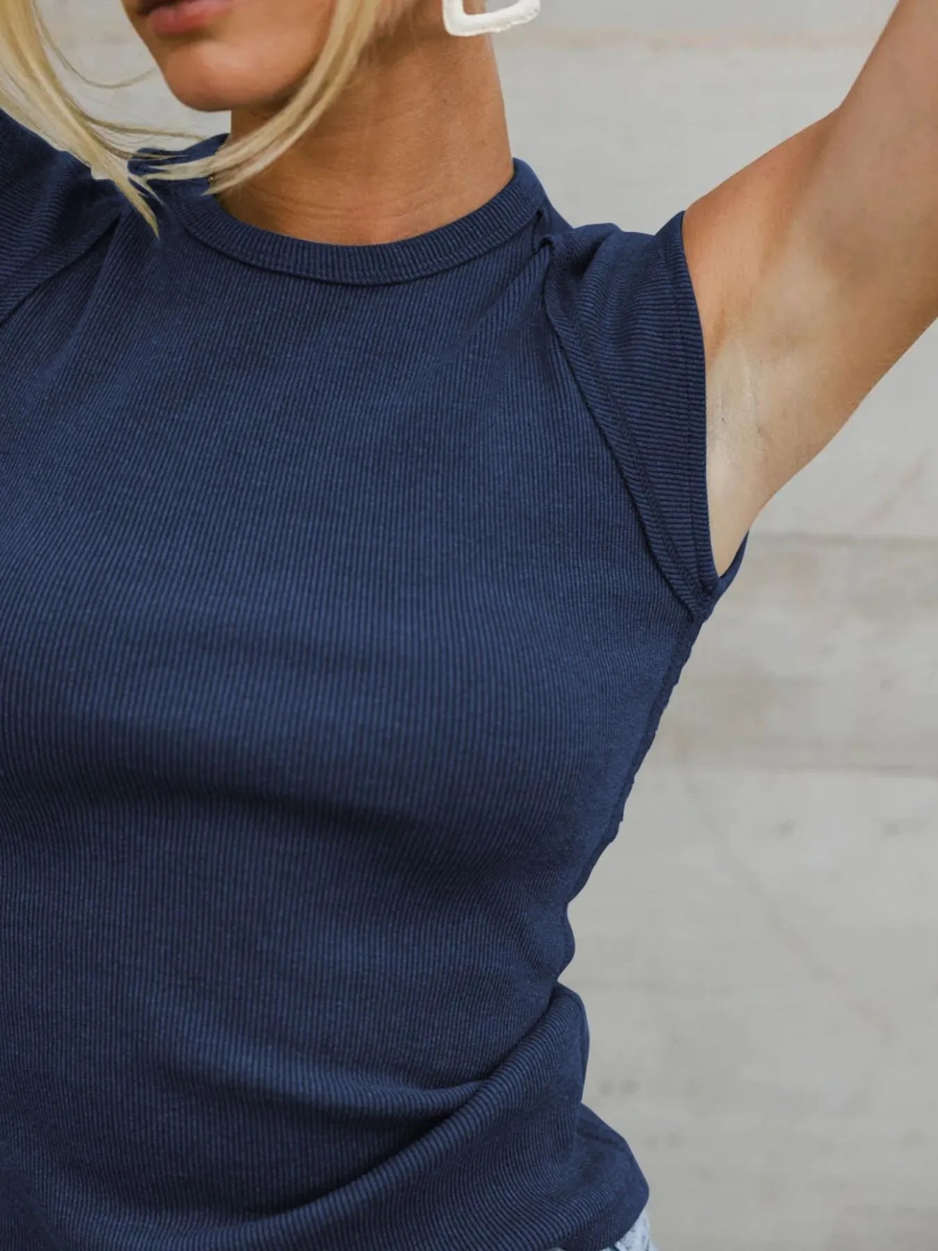 Solid Color Round Neck T-Shirt