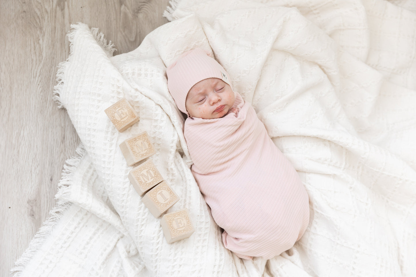 Bebe Bella Ribbed Blanket & Hat Set