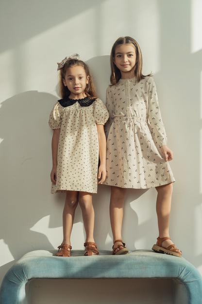 Dress With Lace Collar