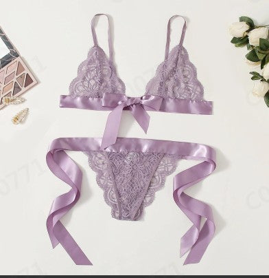 Split Cut Ruffled Sexy Lace Strap Three-Point Sexy Lingerie Purple