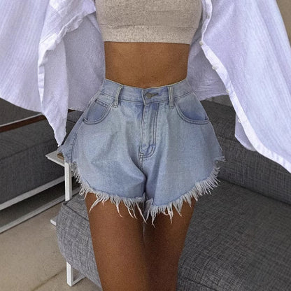 Women Elastic Waist Fur Edge Umbrella Type Denim Shorts