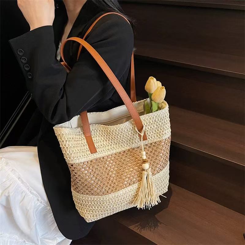 One Shoulder Hollow Out Cutout out Straw Bag Tassel Woven Bag Vacation Beach Bag Contrast Color Straw Bag One Size Belt Double Tassel Rice