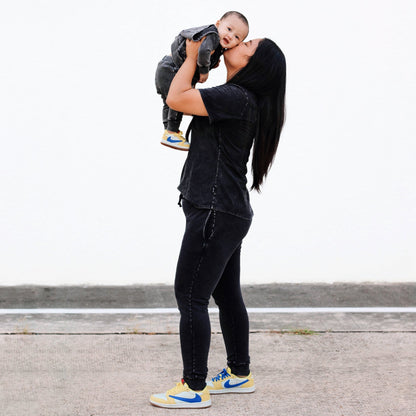 MAMA V-NECK- Midnight Snow Wash