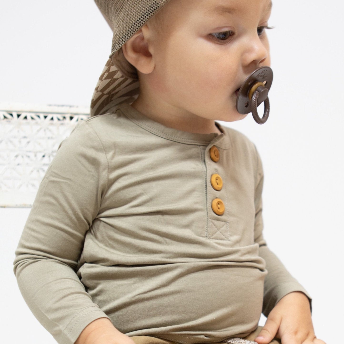 HENLEY LONG SLEEVE- Mushroom