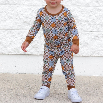 LONG SLEEVE 2 PIECE SETS- Beige Happy Smiles