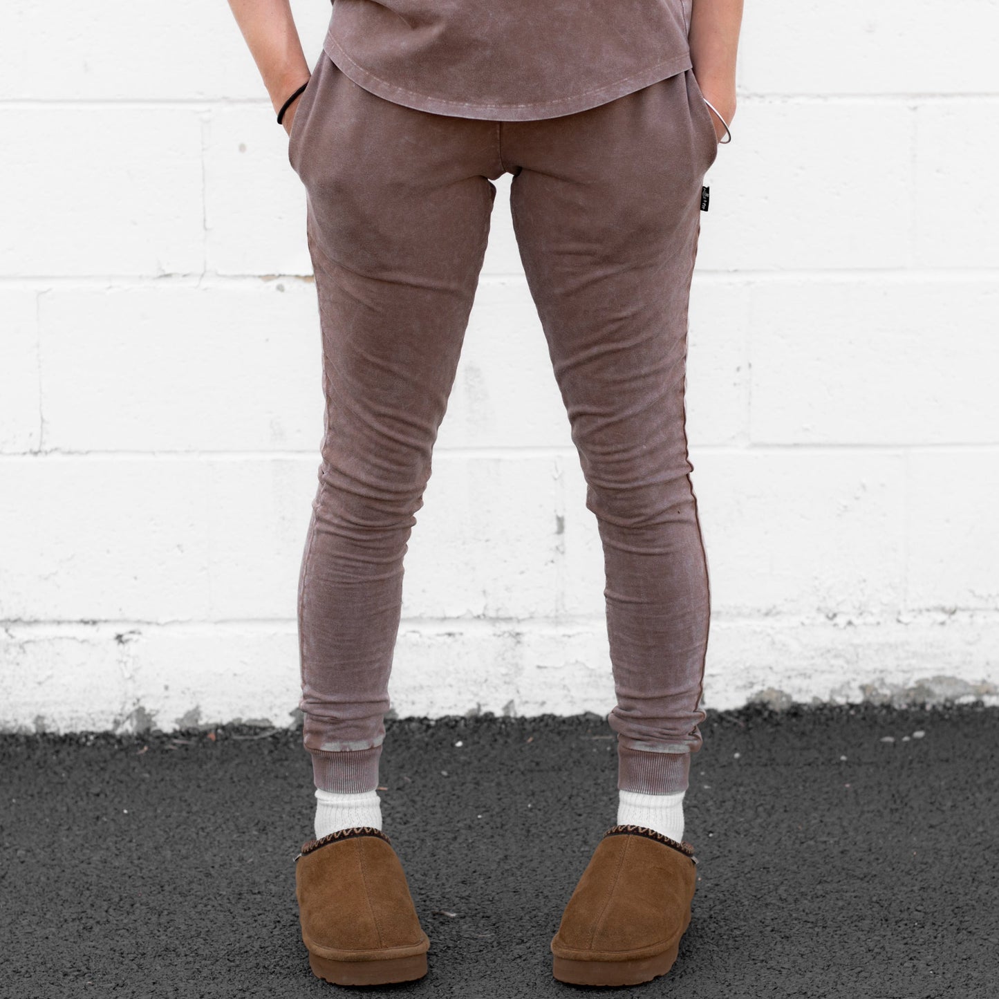 MAMA JOGGERS- Bark Snow Wash