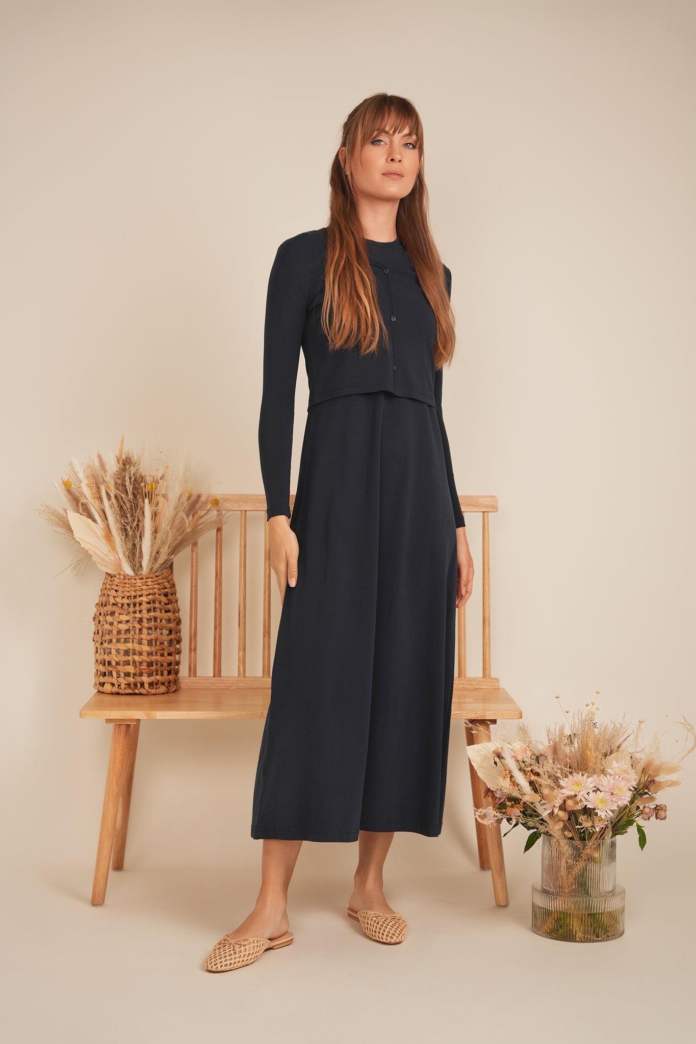 Cropped V-Neck Cardigan