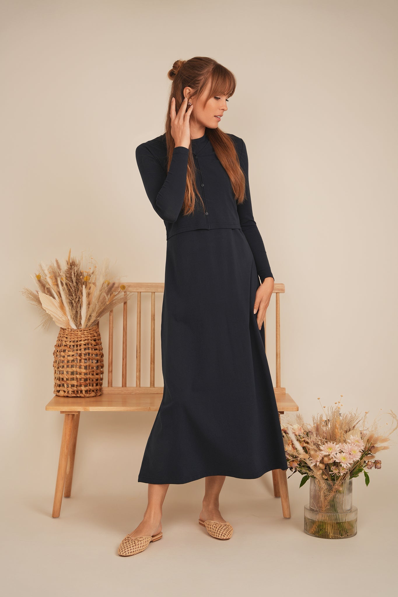 Cropped V-Neck Cardigan