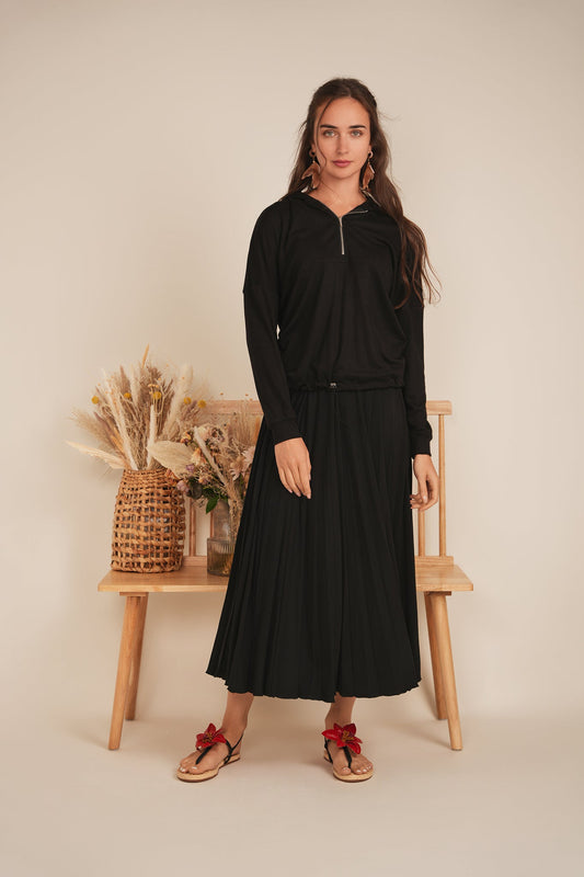 Hooded Bungee Sweatshirt