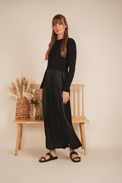 Cropped Fit Ribbed Knit Cardigan