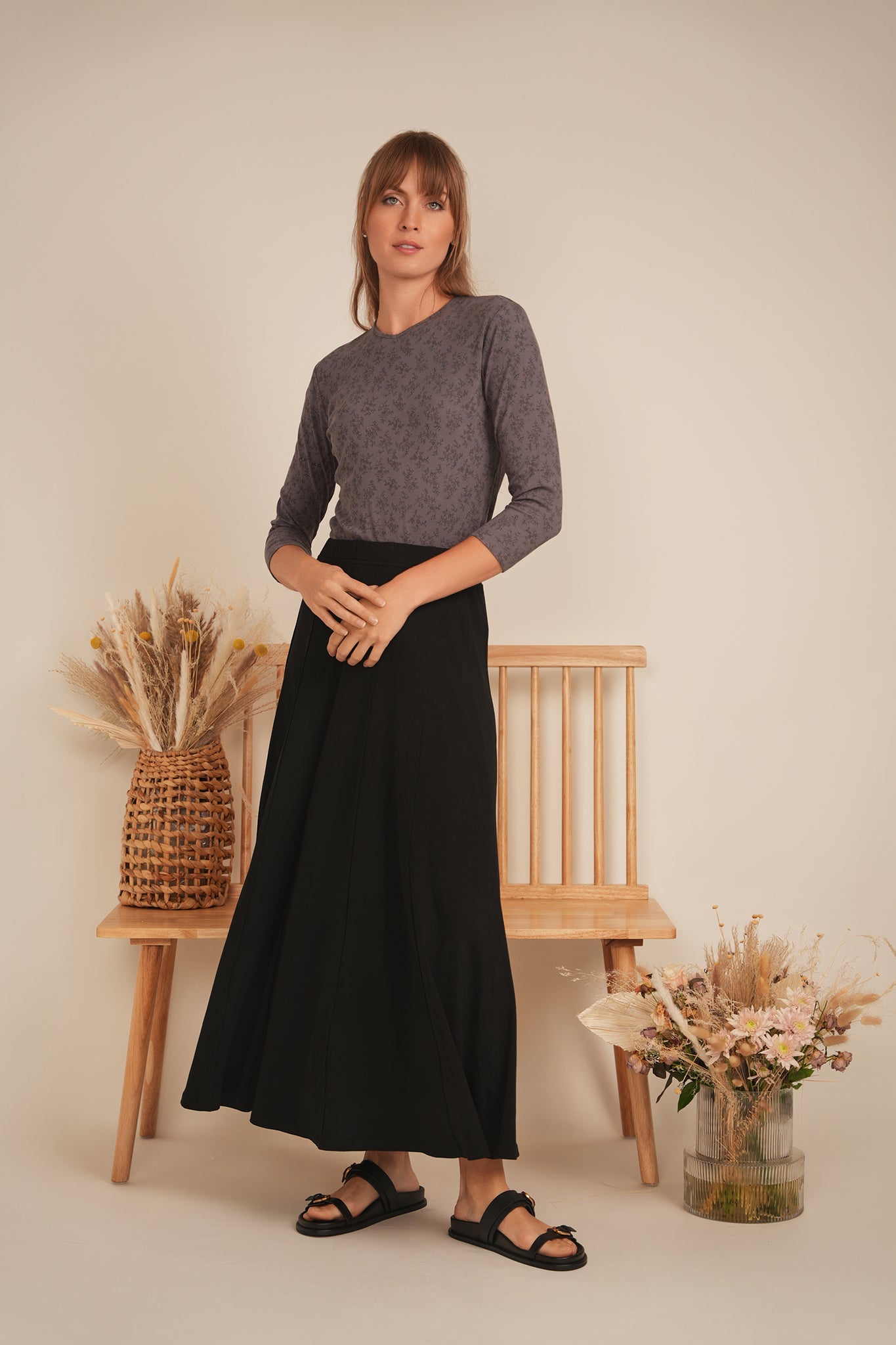 Ribbed V Neck Printed Tee