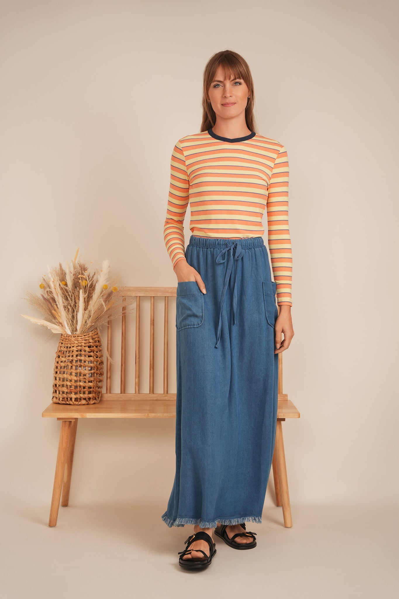 Ribbed Stripped V Neck Tee