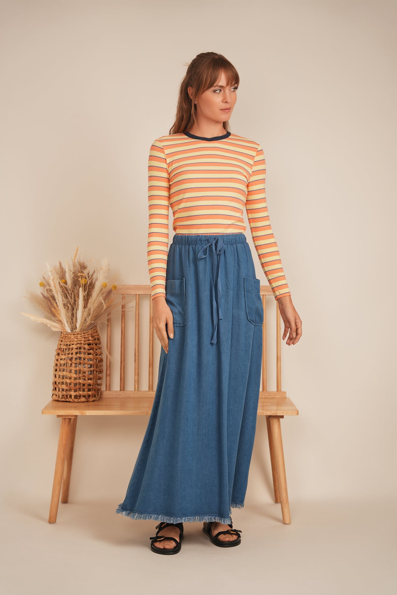 Ribbed Stripped V Neck Tee