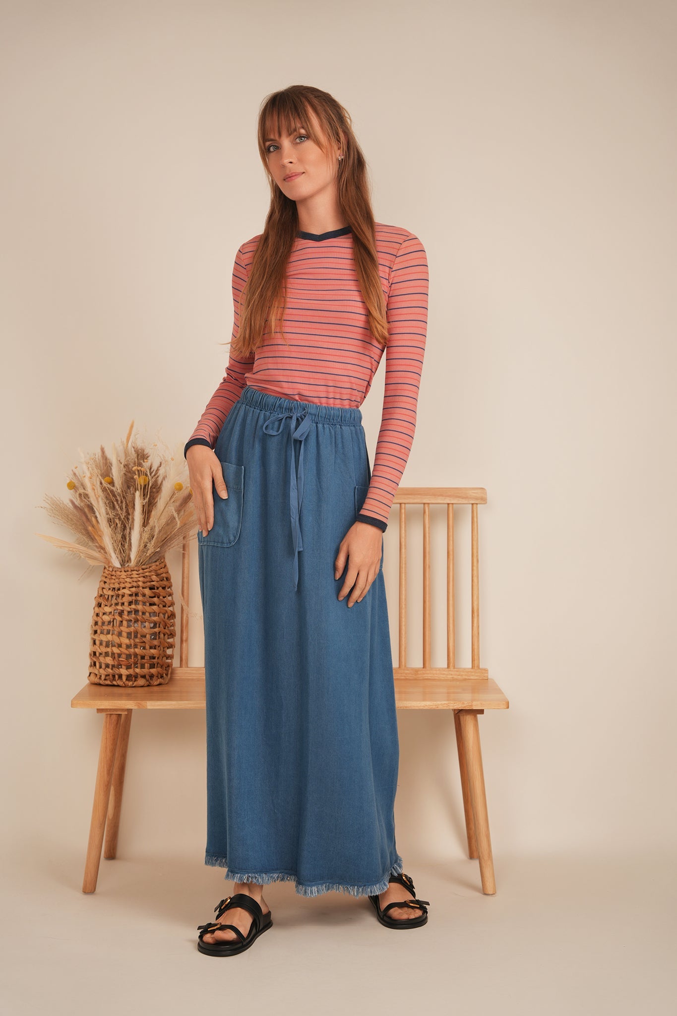 Ribbed Stripped V Neck Tee