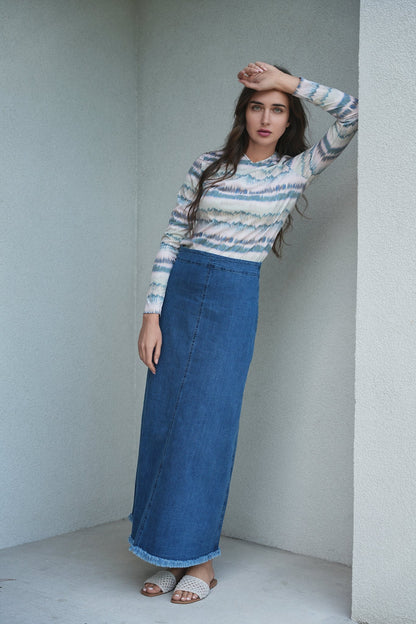 Wave Printed V Neck Tee