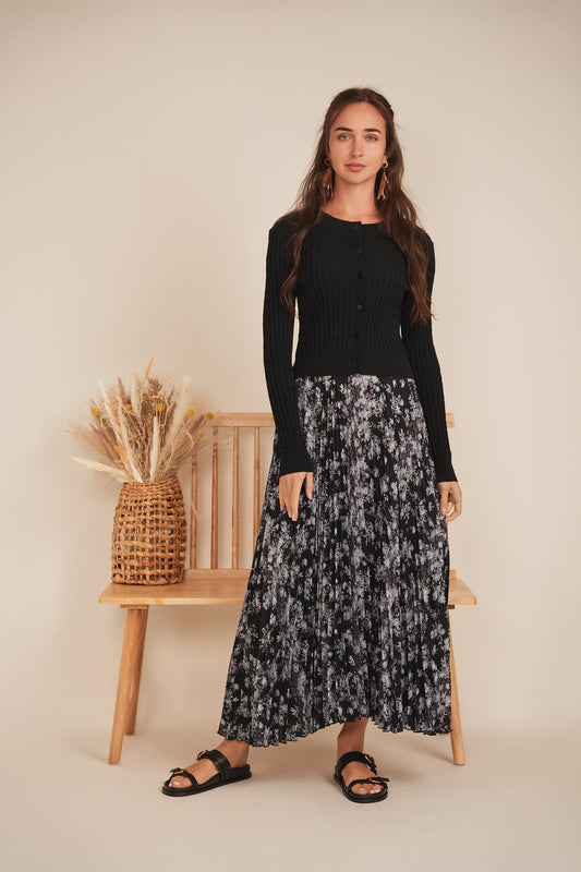 Cropped Cable Knit Cardigan