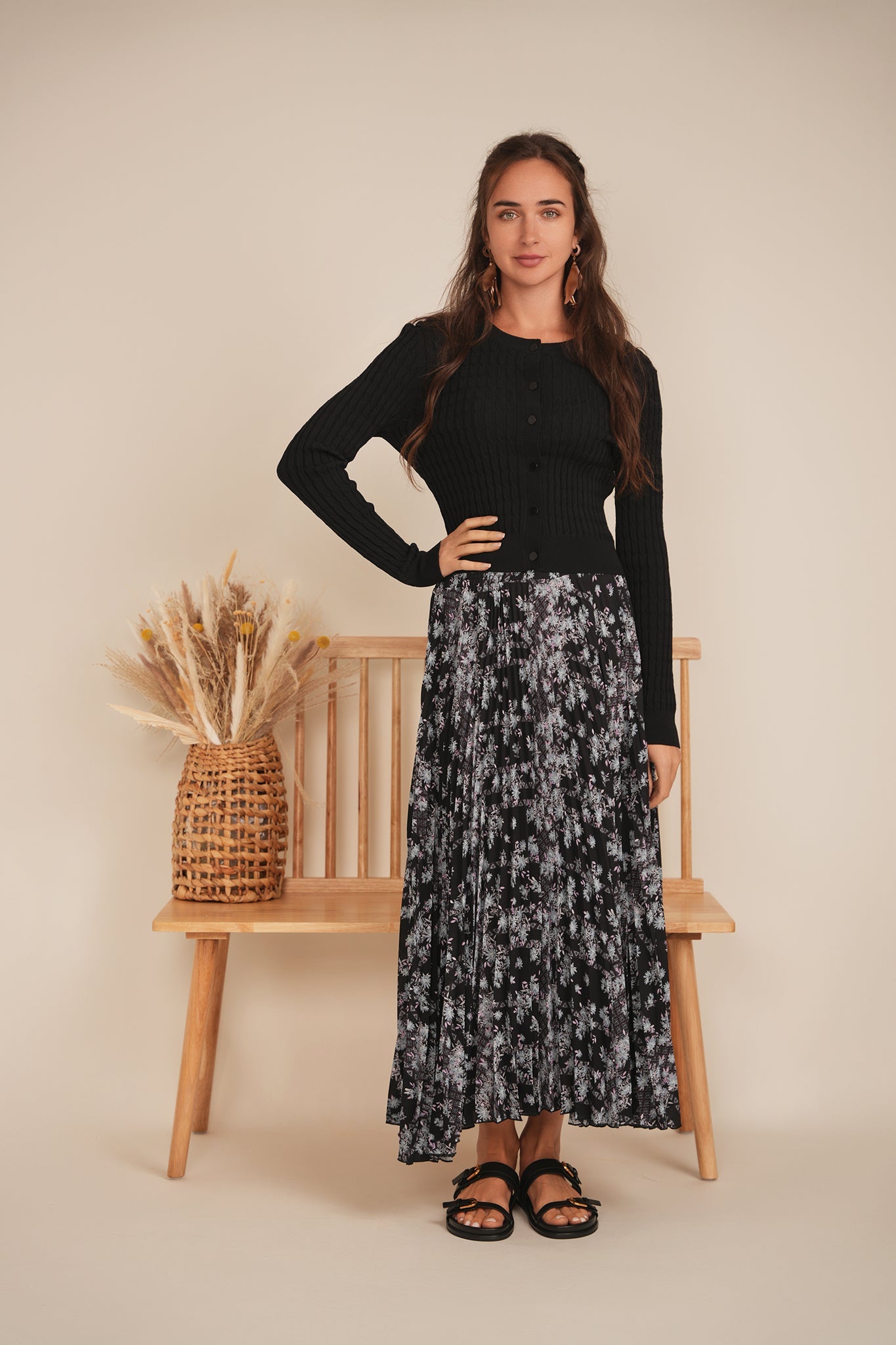 Cropped Cable Knit Cardigan