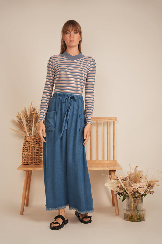 Cropped Striped V Neck Tee