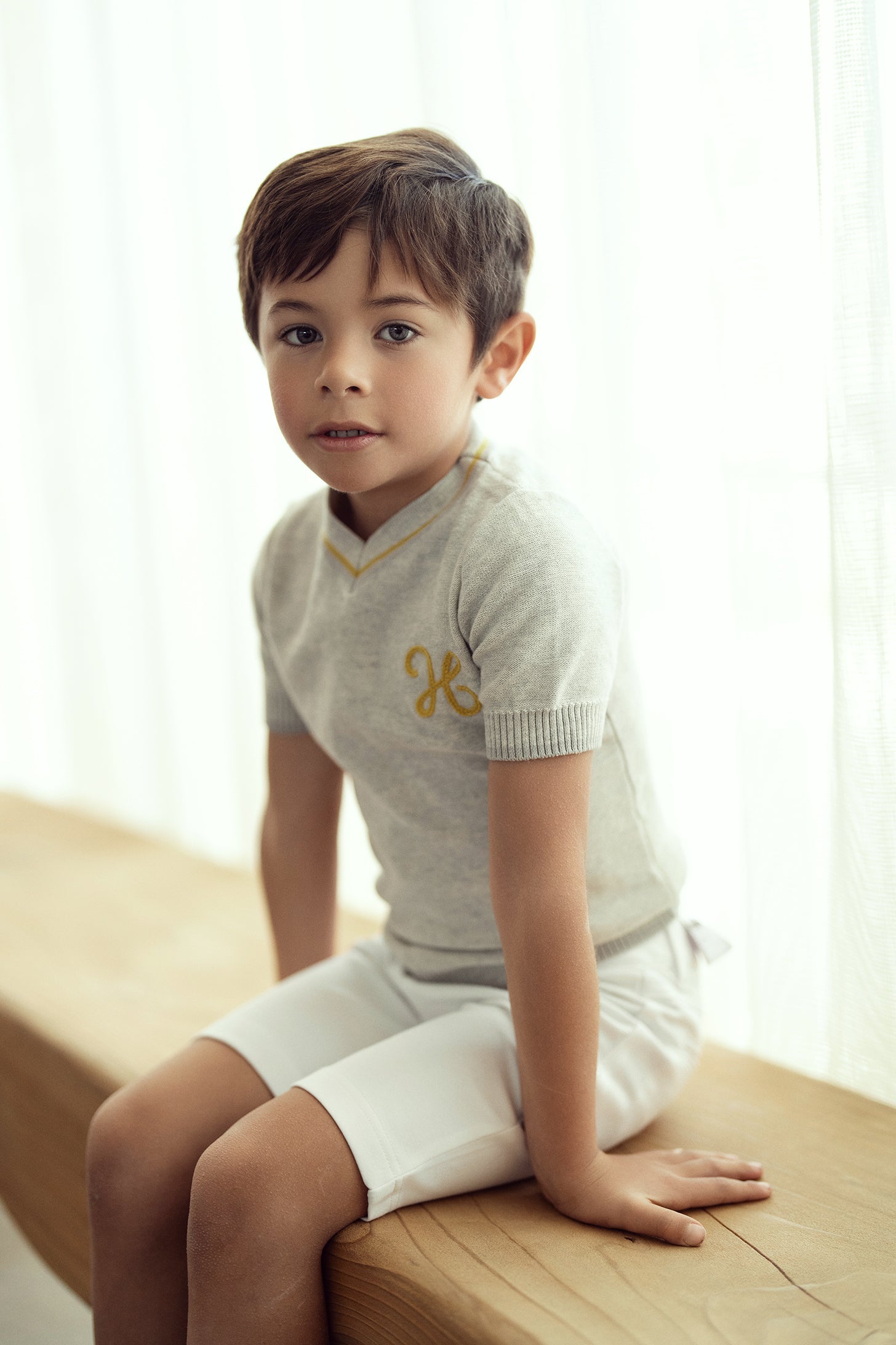 Contrast Trim Knit Top