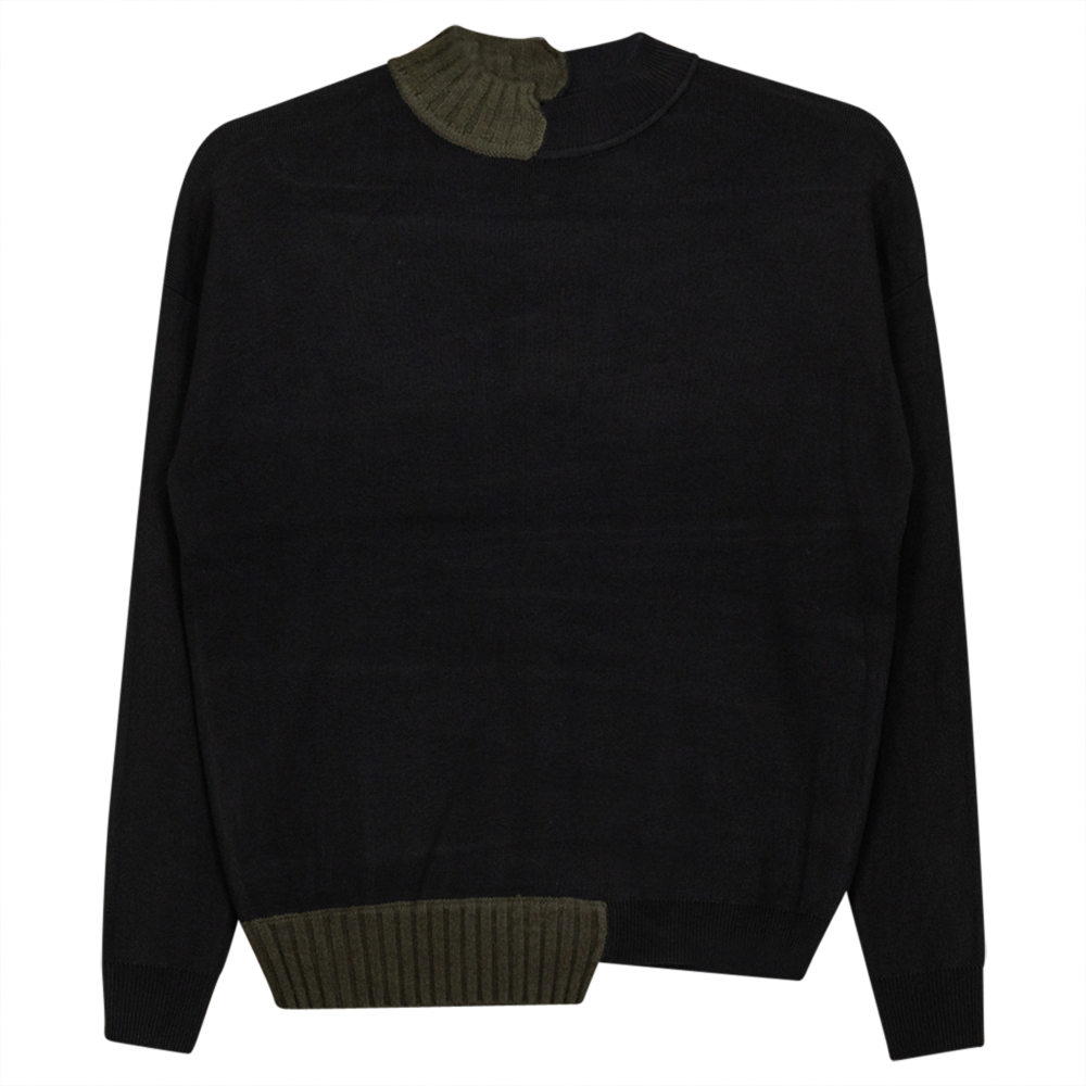 Top With Contrast Black Dark Olive
