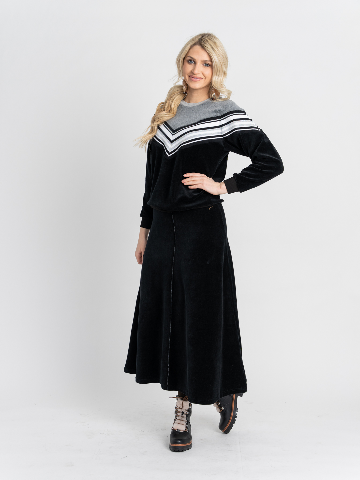 Velour 2 Tone V-Stripe Top