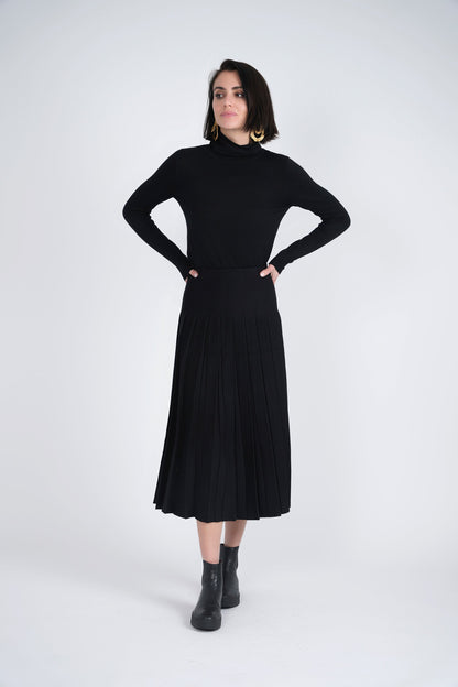 Knit Pleated Midi Skirt