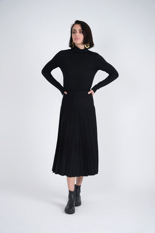 Knit Pleated Midi Skirt