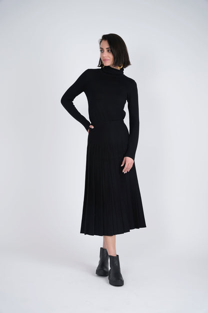 Knit Pleated Midi Skirt