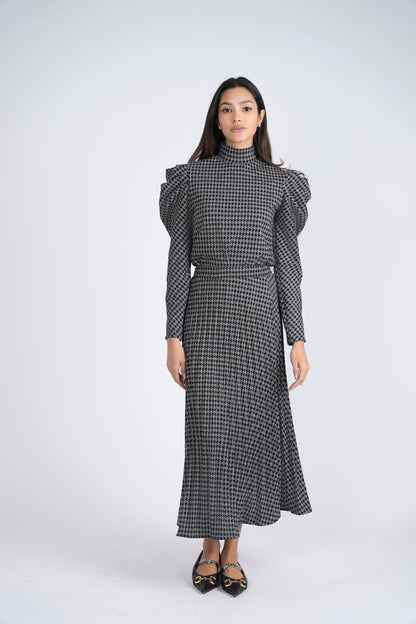 Knit Hound Tooth 2 PC Set