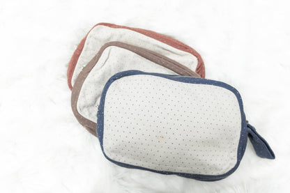 Knitted Blanket with Pouch