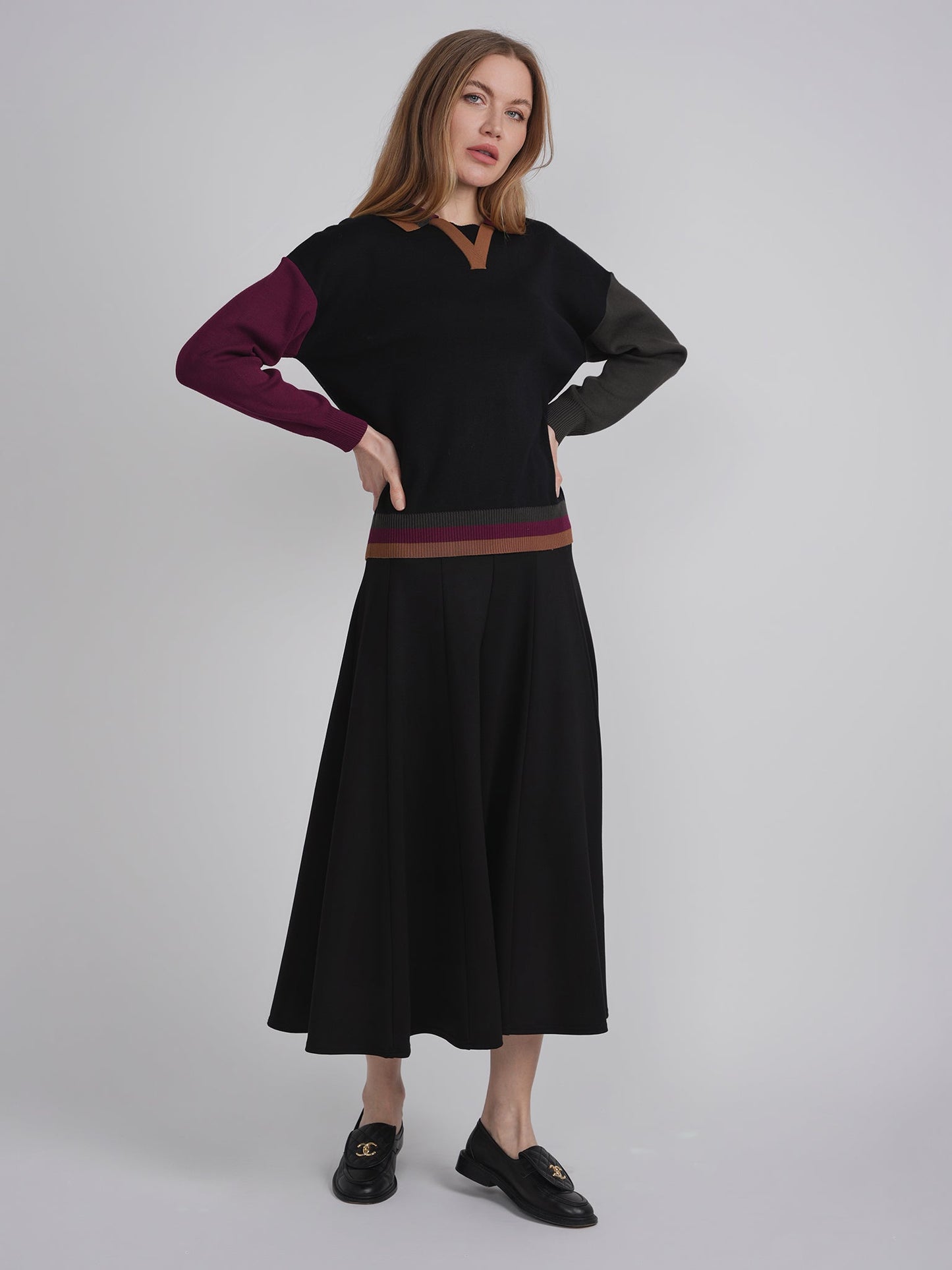 Color Blocked V Neck Knit Sweater