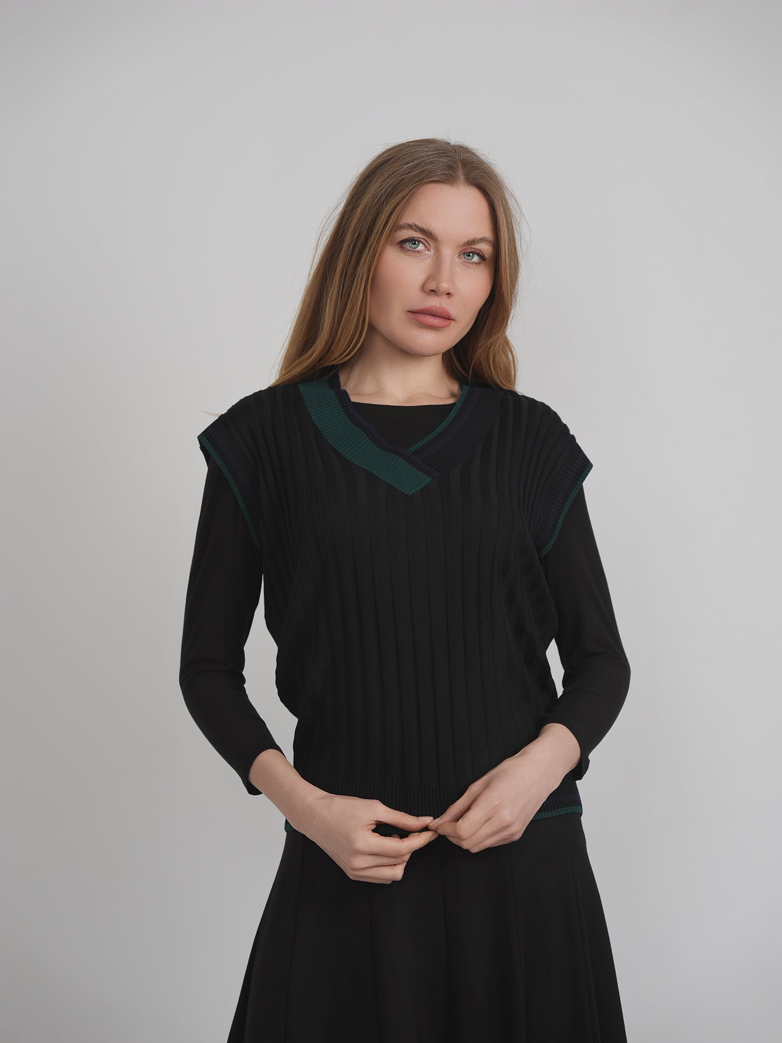 Color Blocked Knit Vest