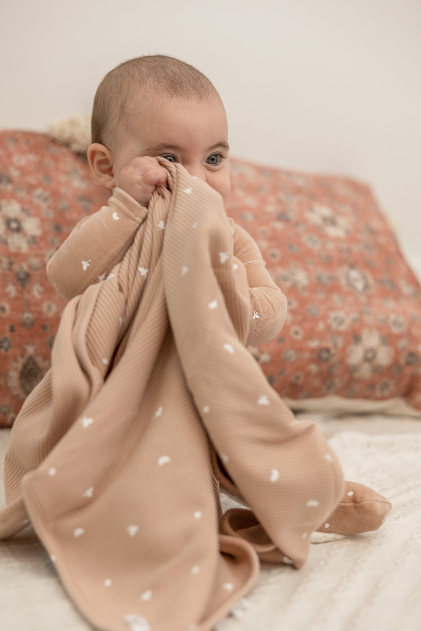 Leaf Print Ribbed Blanket