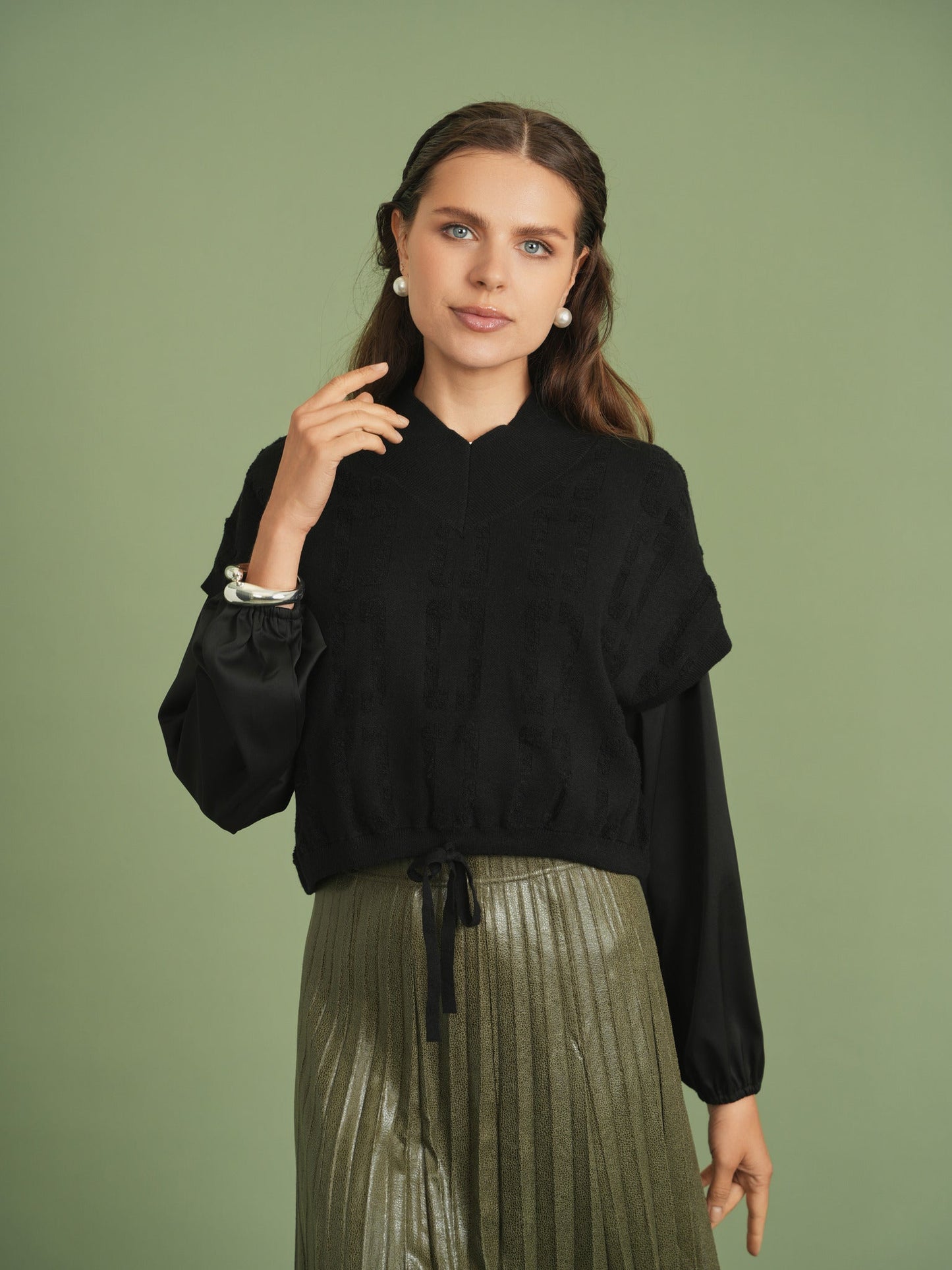 Chain Jacquard Knit Crop Vest