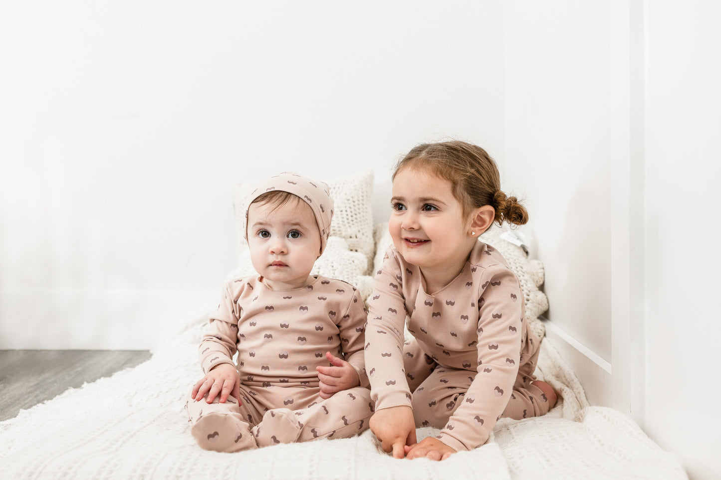 Heart and Paper Plane Print 2Pc Set