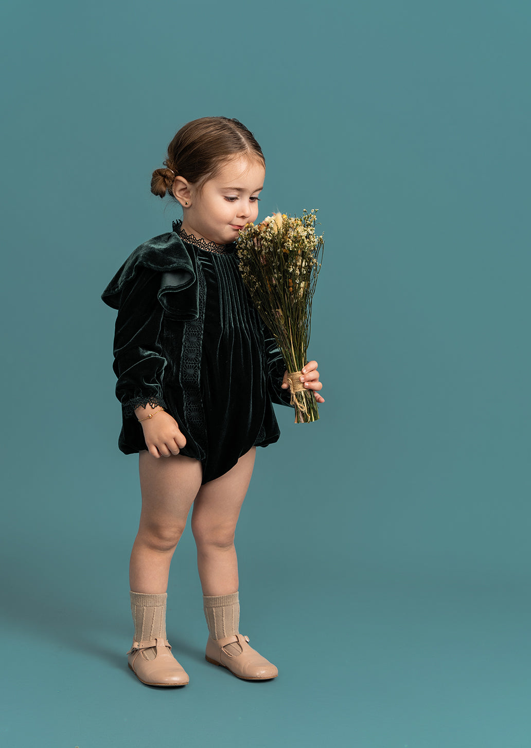 Crushed Velour Bubble with Lace Trim