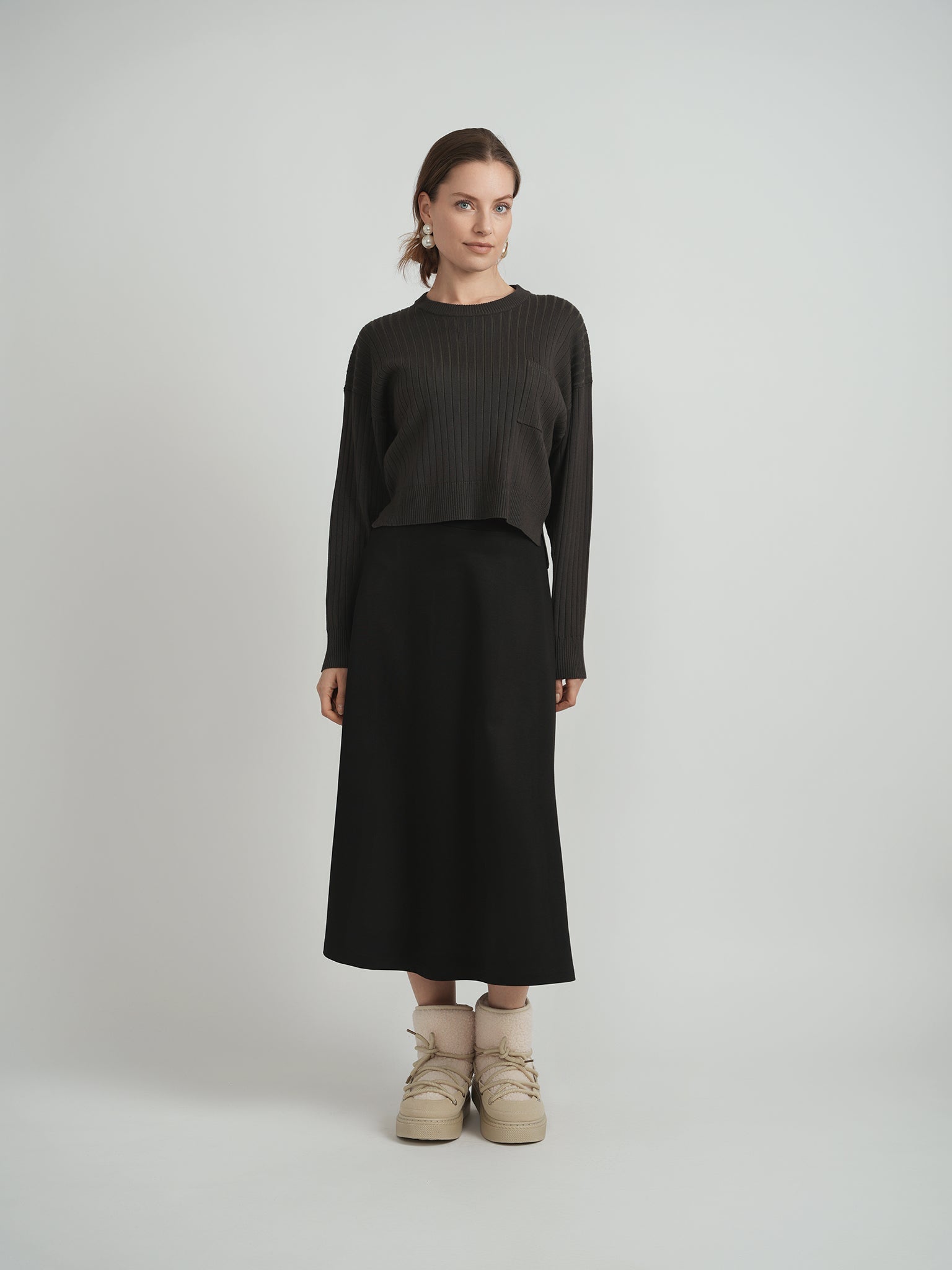 Cropped Loose Pocket Sweater