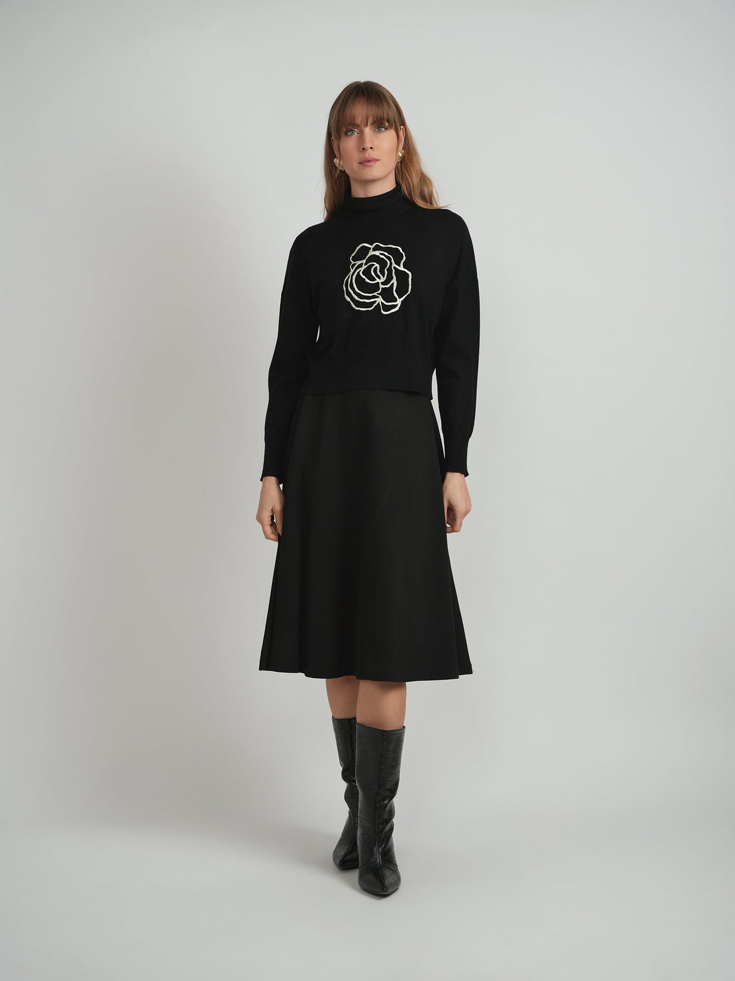 Cropped Knit Turtle Neck