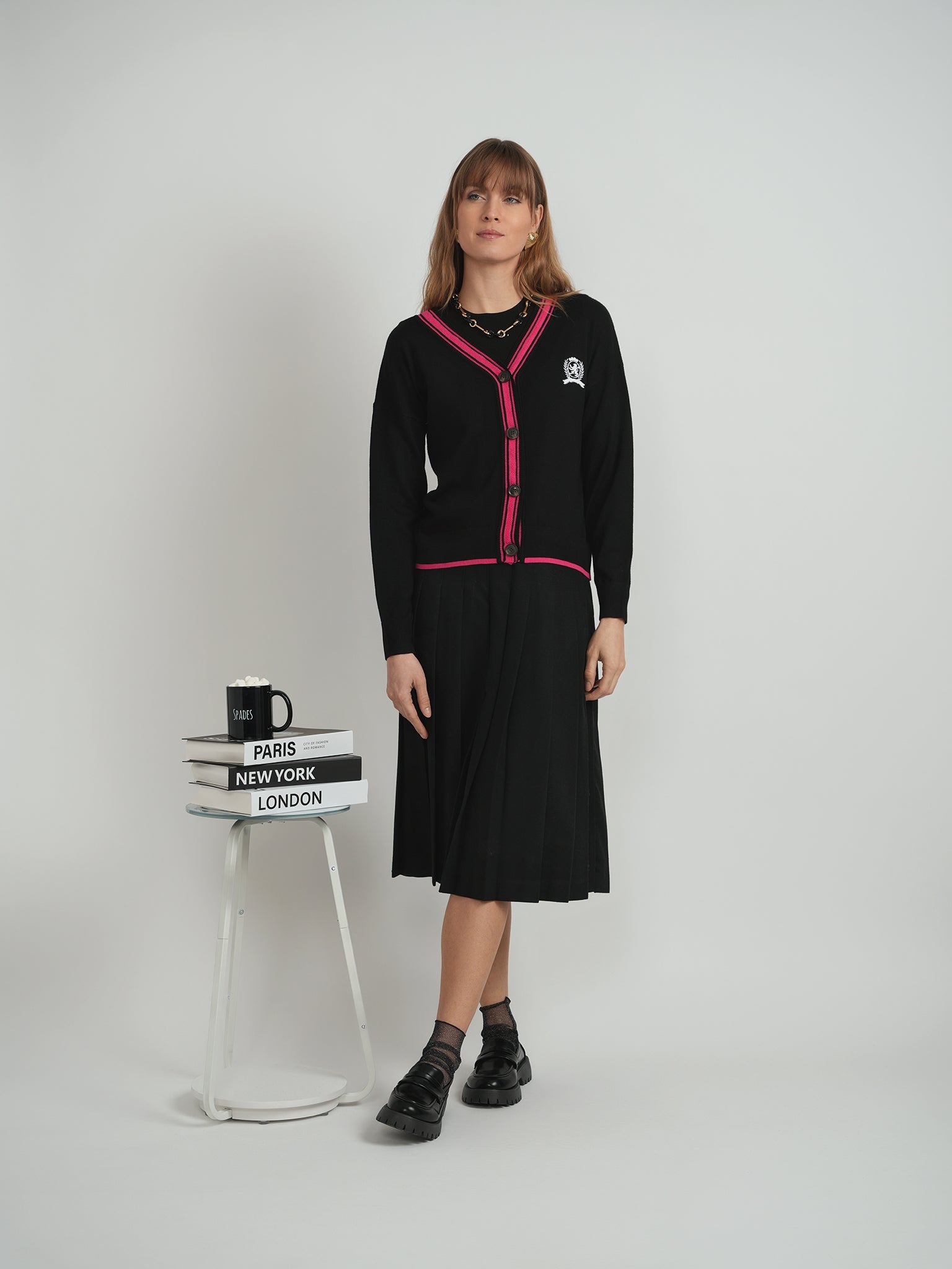 Embroidery Contrast Striped Cropped Cardigan