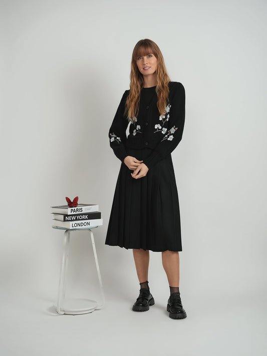 Embroidered Cropped Cardigan