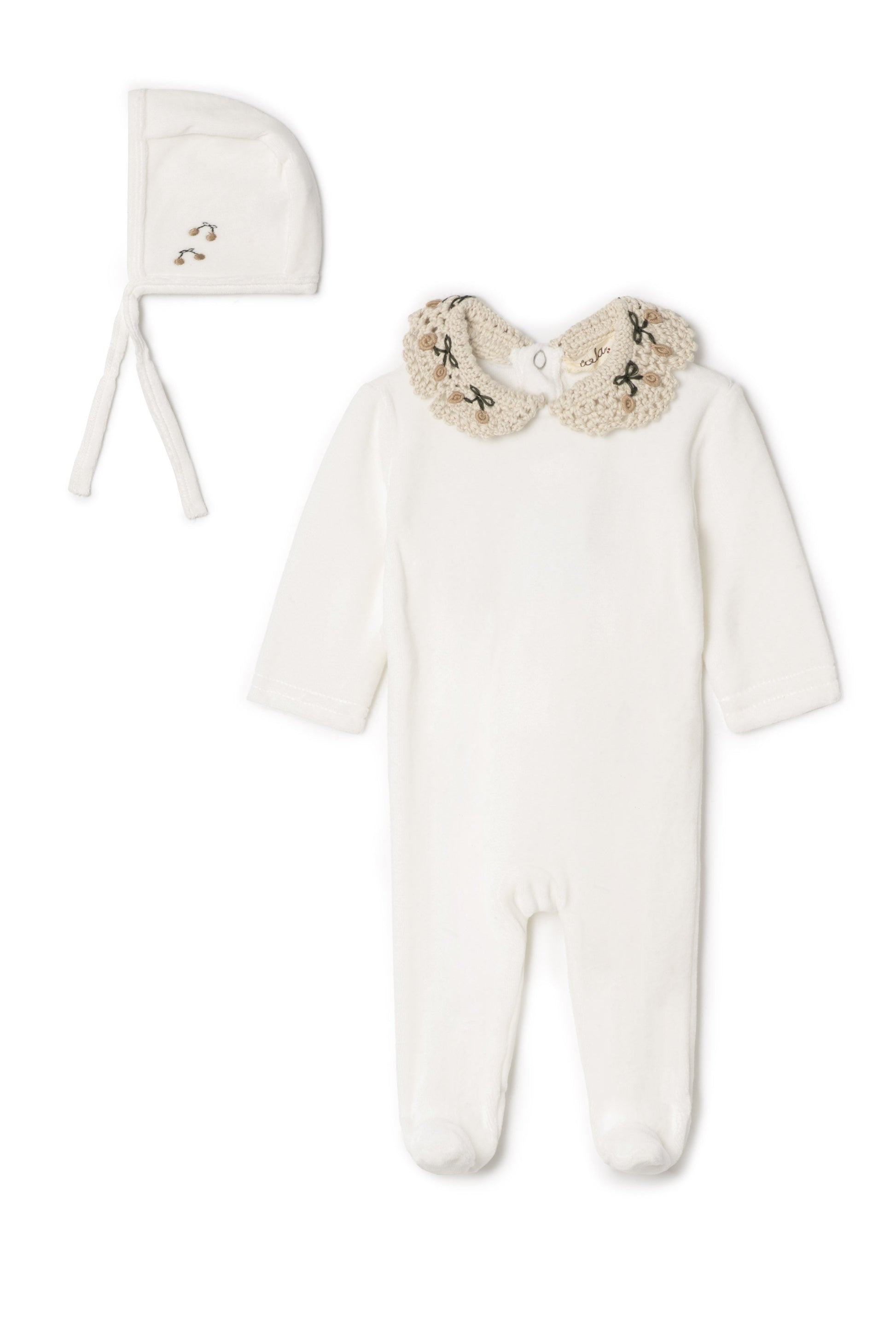 Velour Crocket Collar Onesie Off White