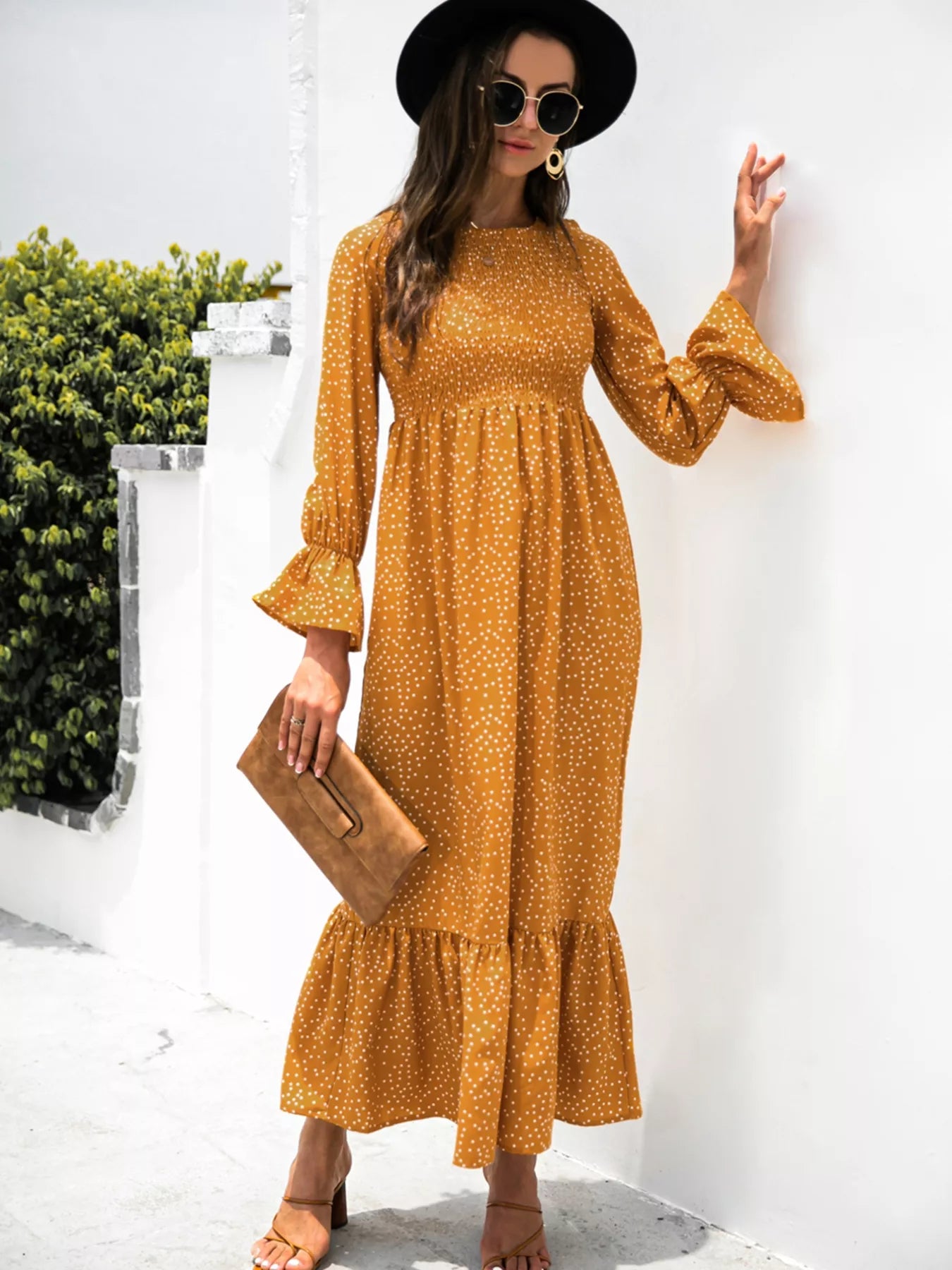 Ruffled Hem Flounce Sleeve Dress