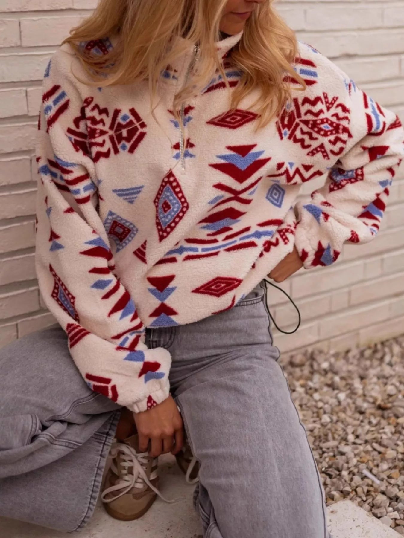 Geometric Pattern Fleece Sweatshirt