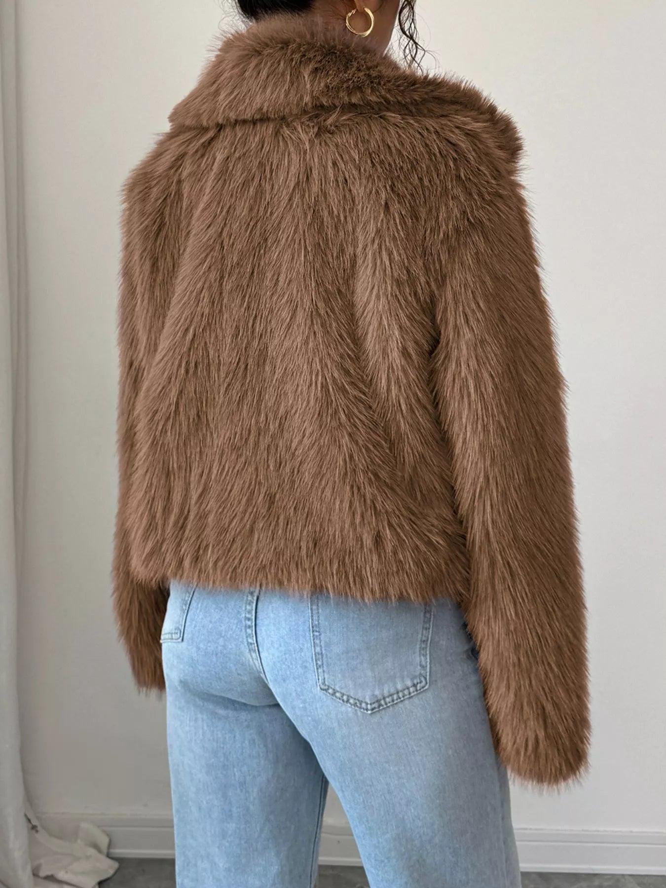 Fuzzy Zip Up Cropped Outerwear