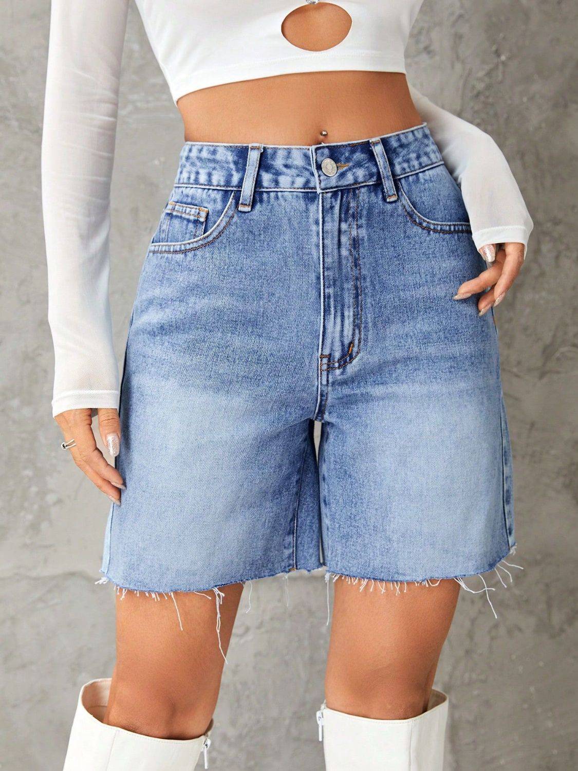 Frayed Hem Denim Shorts Light