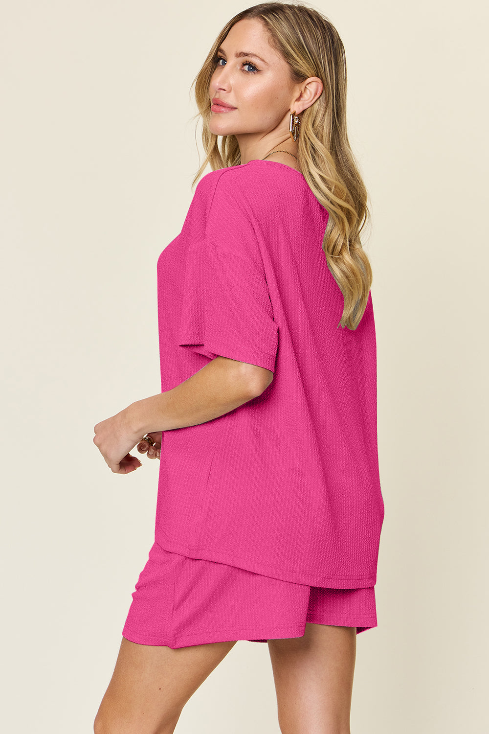 Slightly Stretchy Round Neck T-Shirt & Shorts Set
